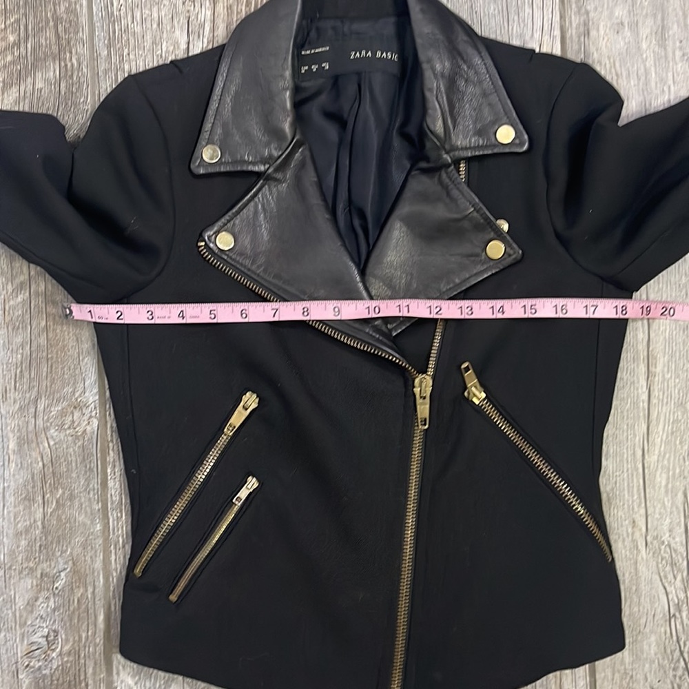 (70% OFF) EUC Zara Genuine Leather Trim BLACK Moto jacket MEDIUM MSRP: $228 - Picture 3 of 6